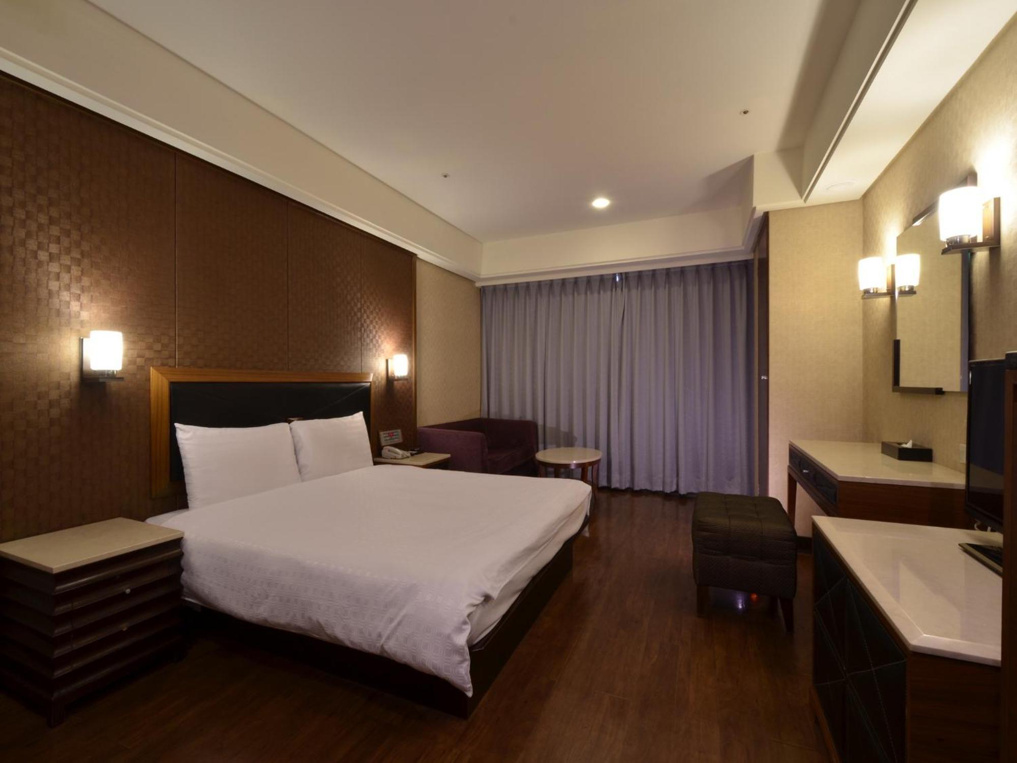 Goodness Plaza Hotel Taishan Room photo